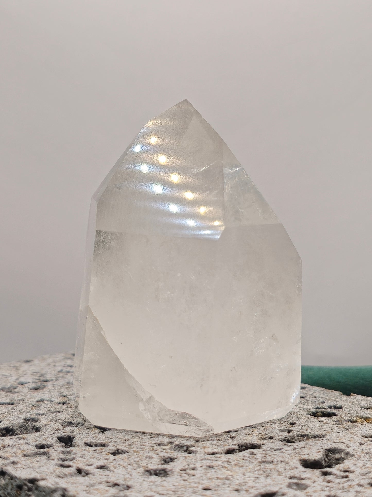 Quartz Generator - Large